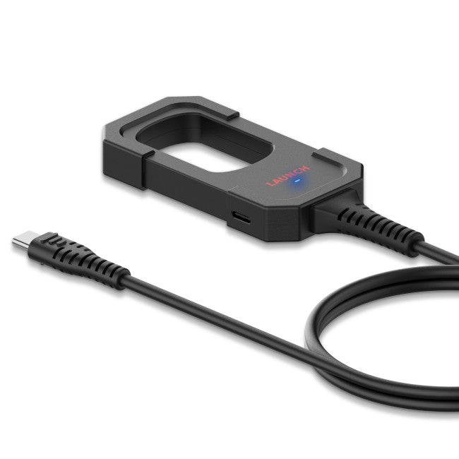 Detalle en ángulo del módulo de antena del programador de llaves LAUNCH X431 IMMO, mostrando el indicador LED de estado operativo y el cable de conexión USB Tipo C de alta velocidad.