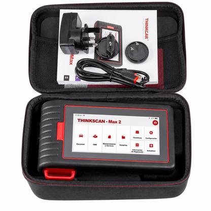 Contenido del paquete oficial del escáner Thinkcar ThinkScan MAX 2, mostrando la tablet de diagnosis, el conector VCI, cargadores y maletín de transporte rígido.